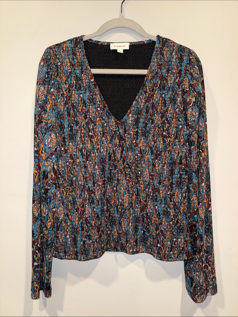 Evereve Kate Smocked V-Neck Blouse in Multicolor Paisley Boho Print- Large